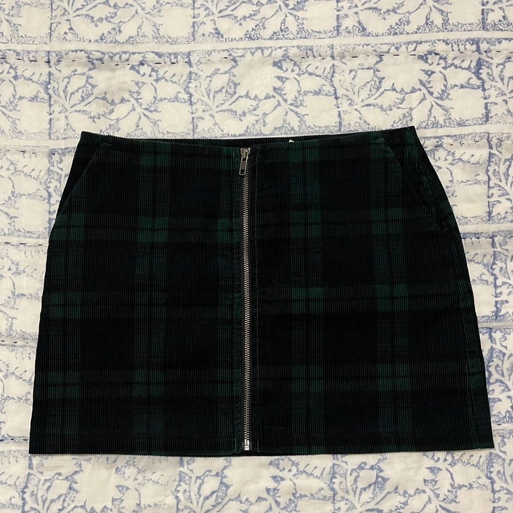 Obey plaid mini skirt size 26